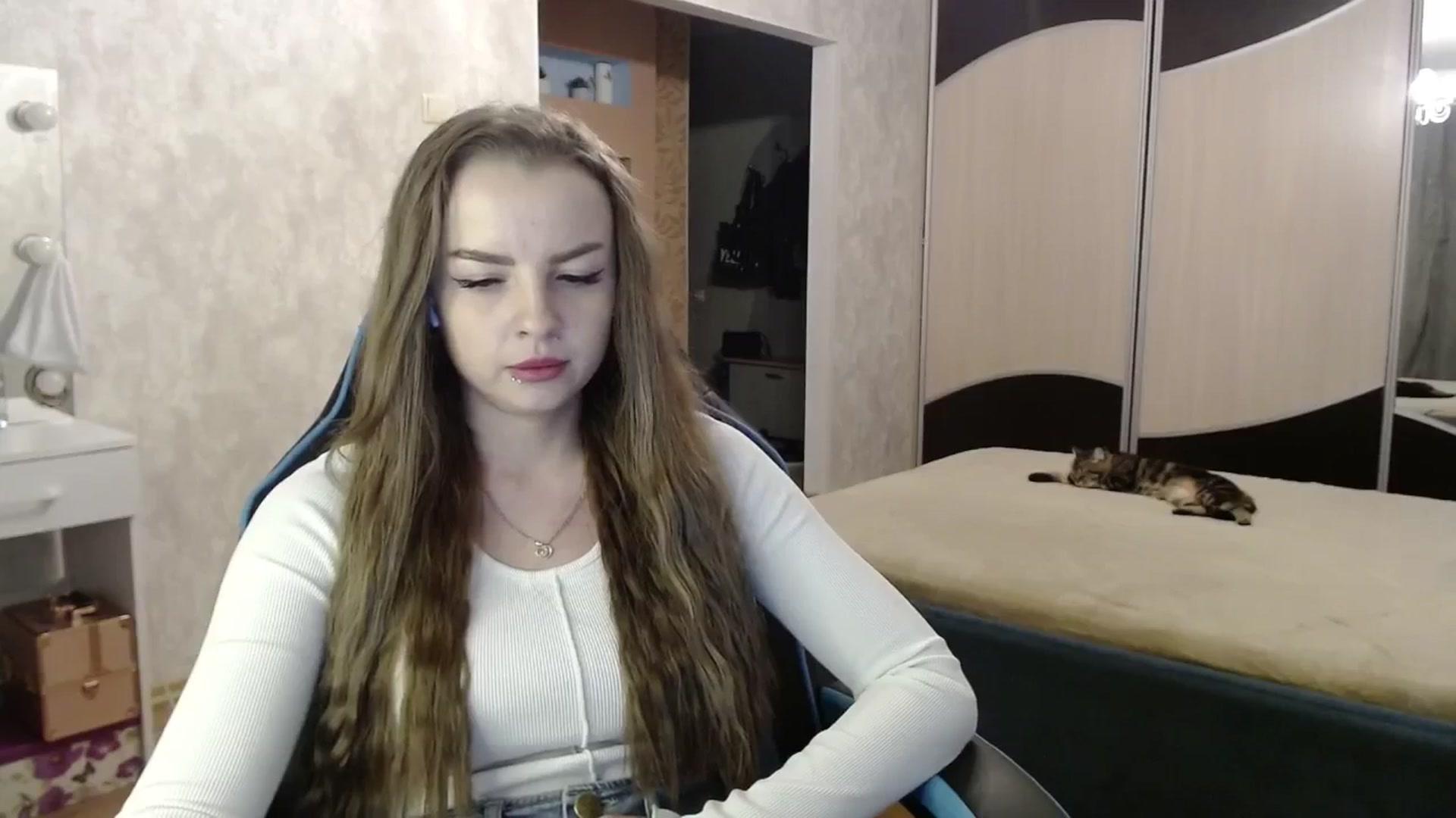 Gallery image thumbnail from Lio_noy's myfreecams stream on, 09/29/2024, 23:36 image 5 of 20