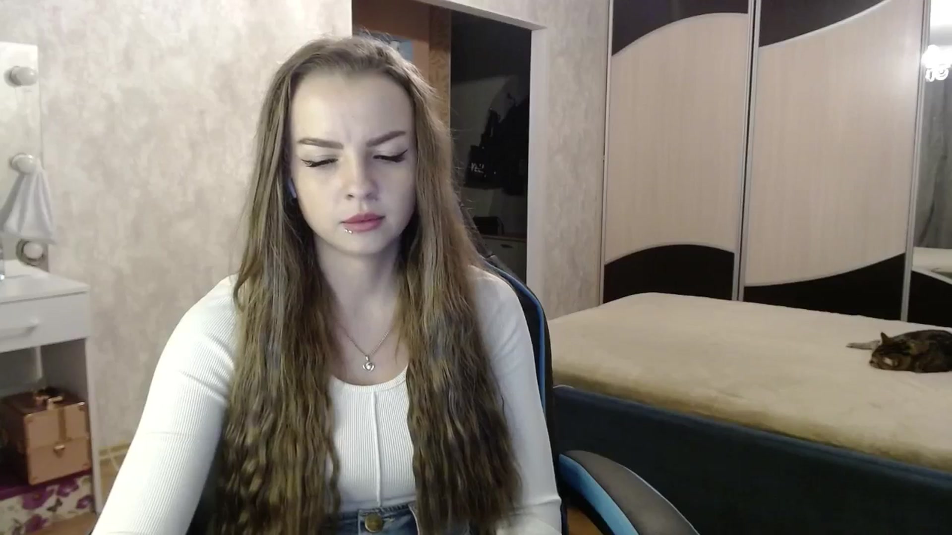 Gallery image thumbnail from Lio_noy's myfreecams stream on, 09/29/2024, 23:36 image 13 of 20