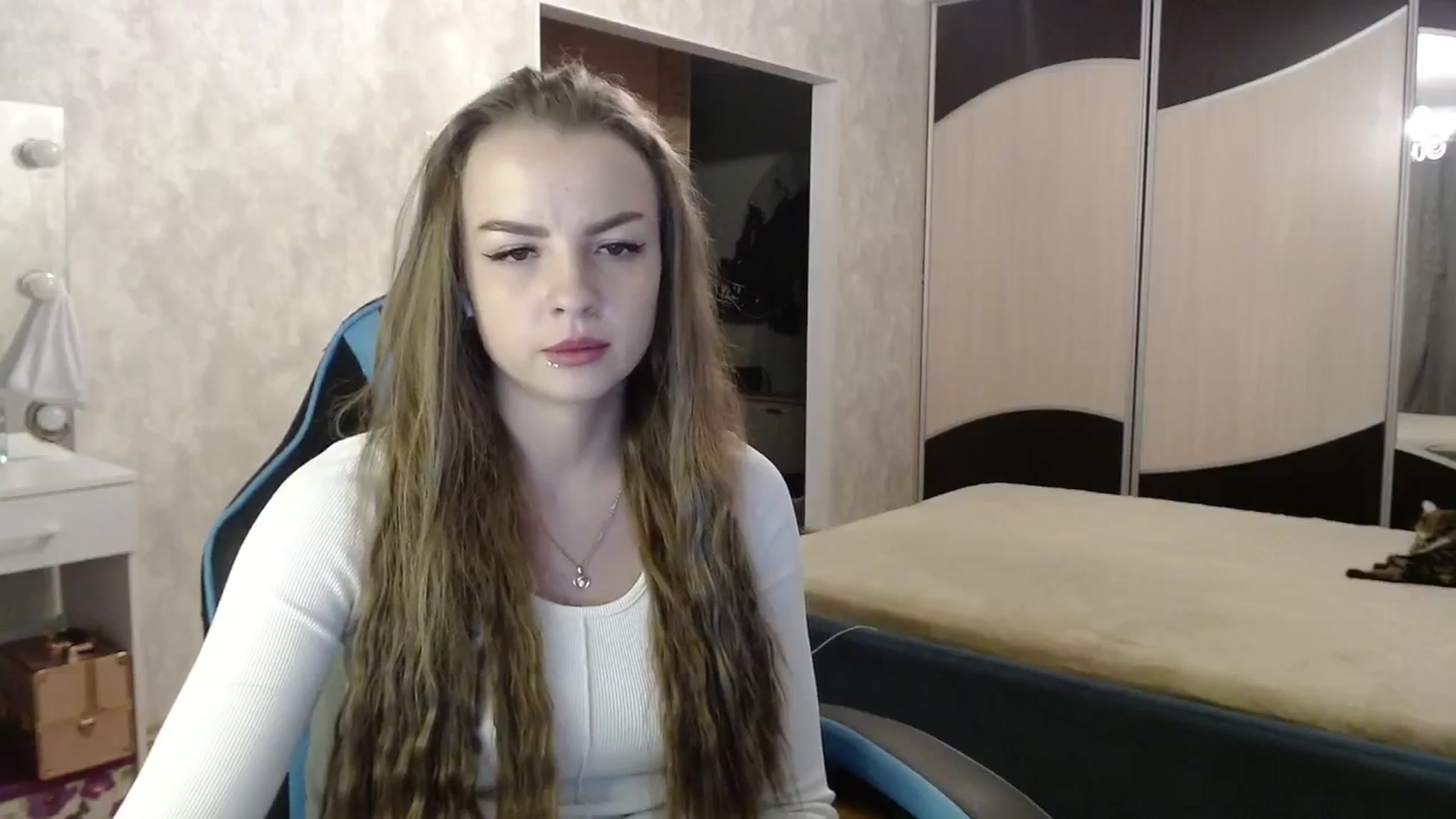 Gallery image thumbnail from Lio_noy's myfreecams stream on, 09/29/2024, 23:36 image 17 of 20