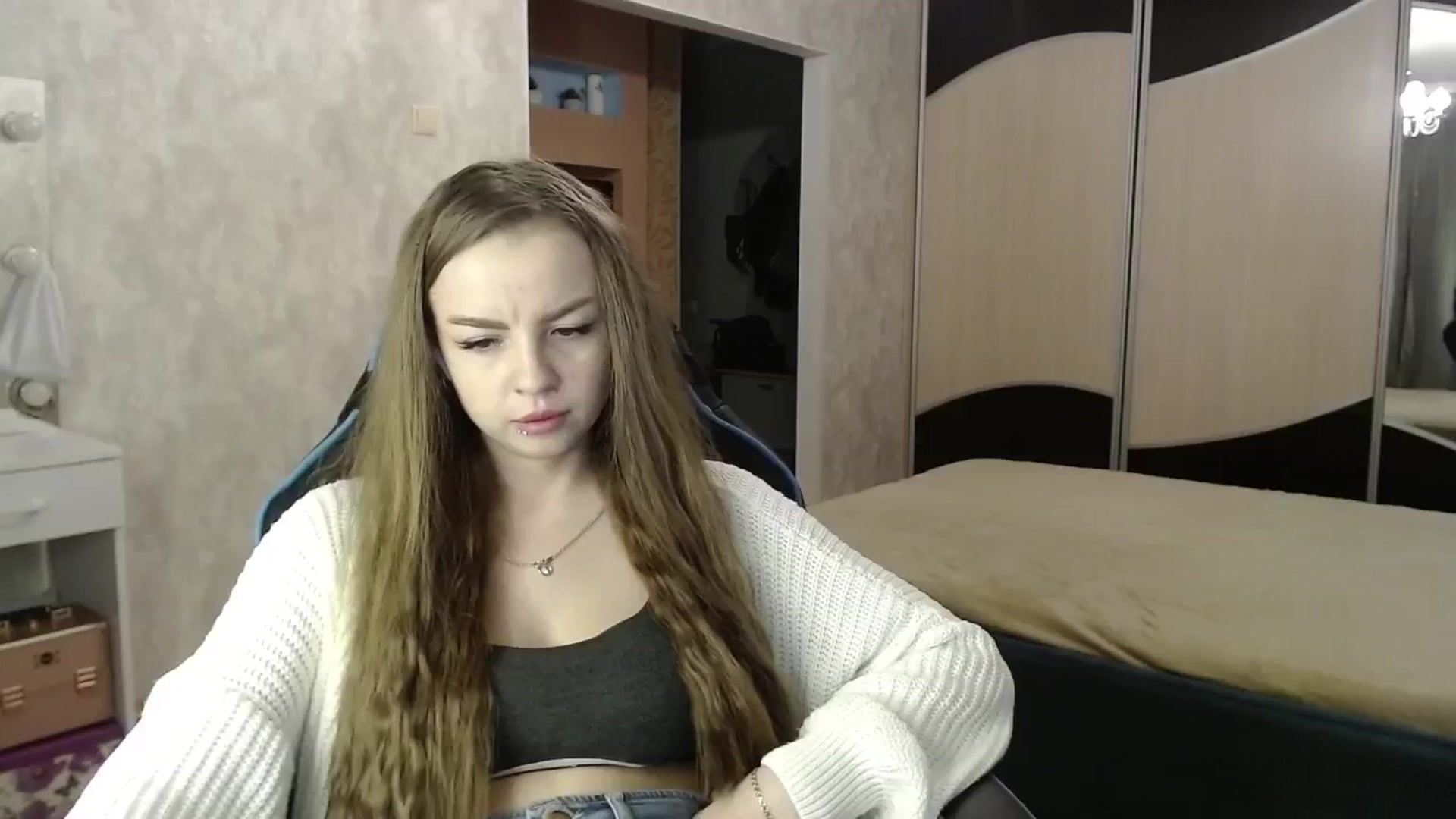 Gallery image thumbnail from Lio_noy's myfreecams stream on, 09/30/2024, 23:11 image 14 of 20
