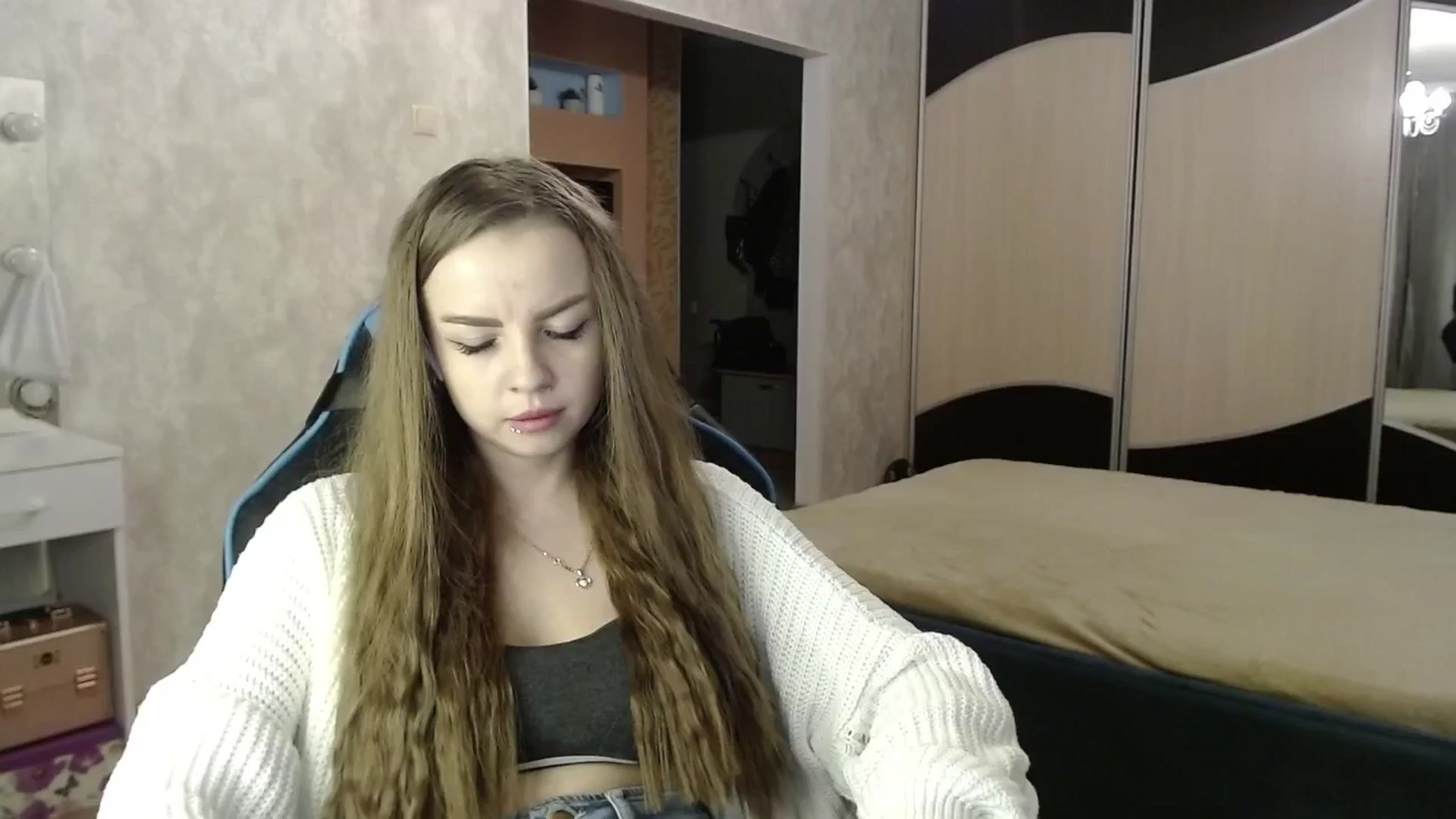 Gallery image thumbnail from Lio_noy's myfreecams stream on, 09/30/2024, 23:11 image 5 of 20
