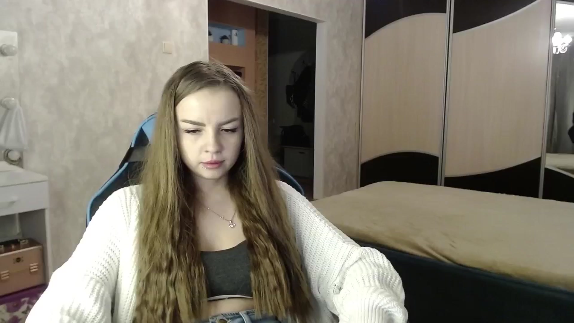 Gallery image thumbnail from Lio_noy's myfreecams stream on, 09/30/2024, 23:11 image 2 of 20