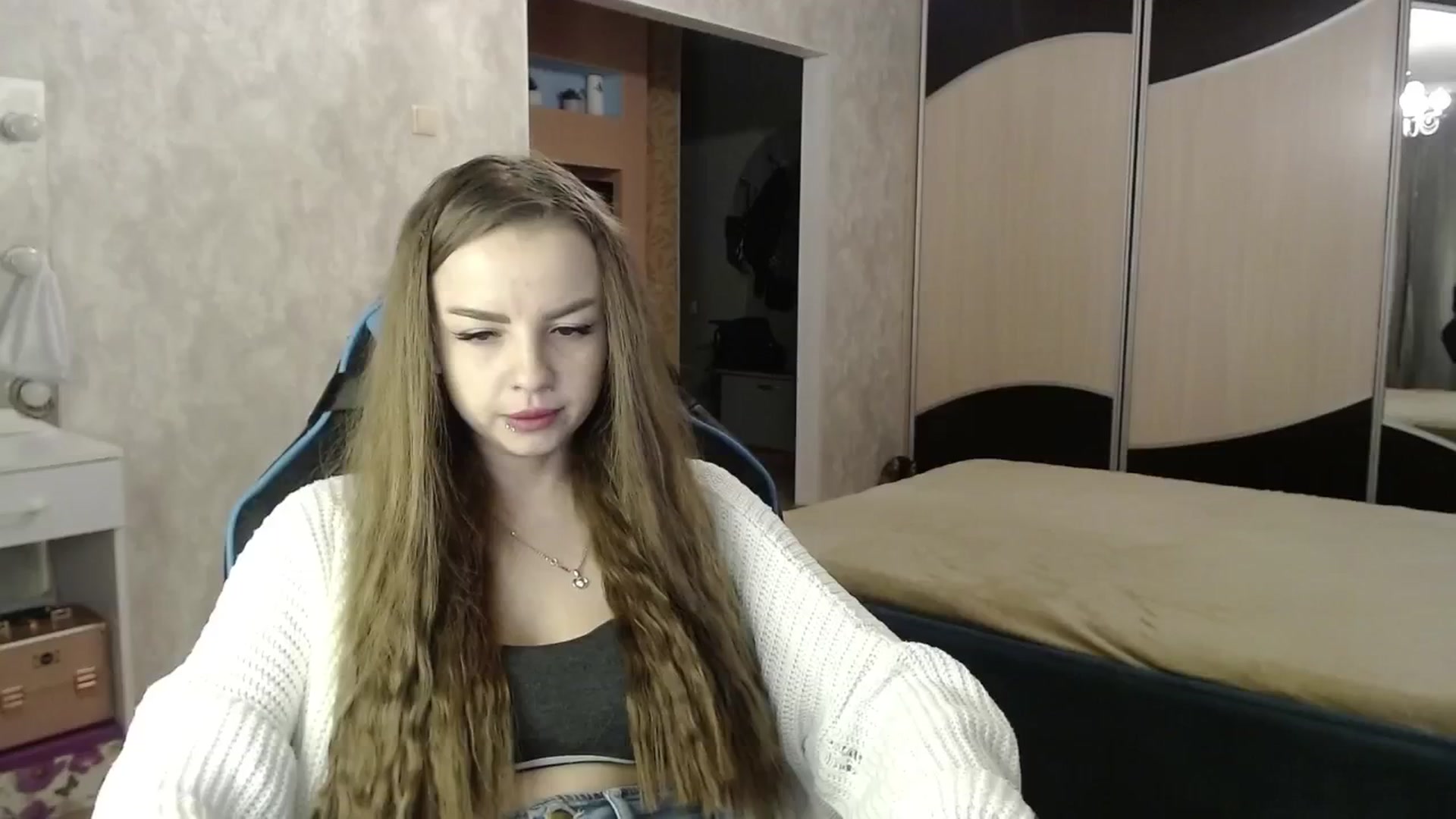 Gallery image thumbnail from Lio_noy's myfreecams stream on, 09/30/2024, 23:11 image 6 of 20