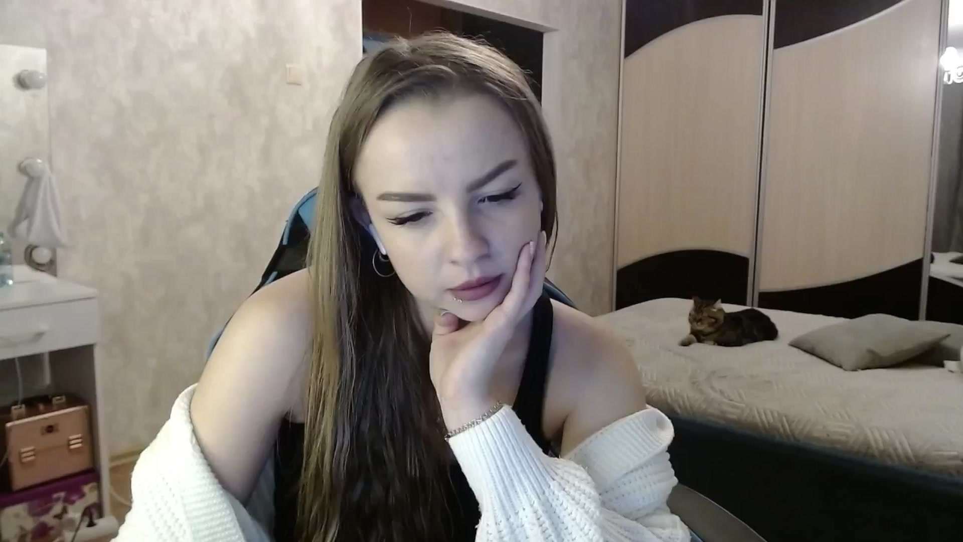 Gallery image thumbnail from Lio_noy's myfreecams stream on, 10/01/2024, 23:28 image 1 of 20