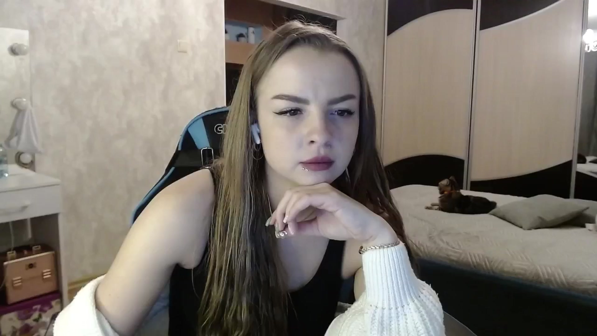 Gallery image thumbnail from Lio_noy's myfreecams stream on, 10/01/2024, 23:28 image 7 of 20