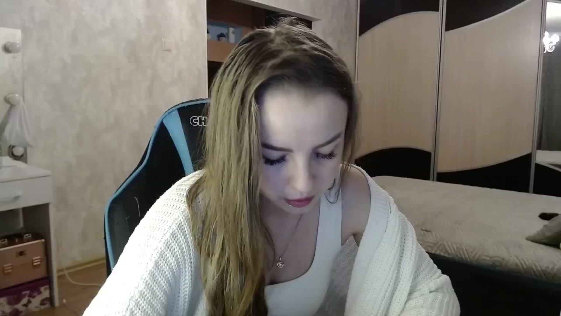 Gallery image thumbnail from Lio_noy's myfreecams stream on, 10/07/2024, 23:36 image 1 of 20