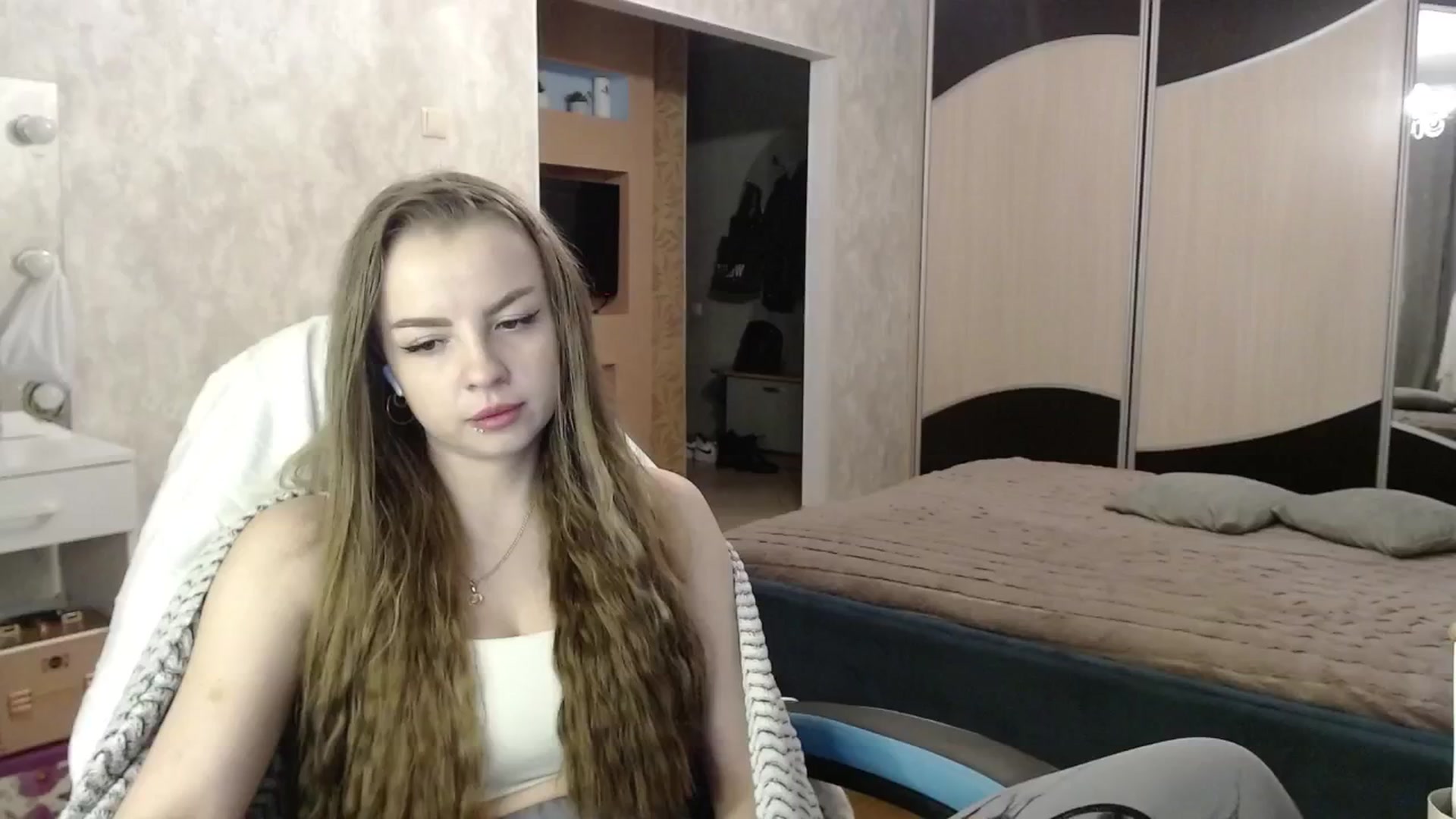 Gallery image thumbnail from Lio_noy's myfreecams stream on, 10/09/2024, 24:03 image 9 of 20