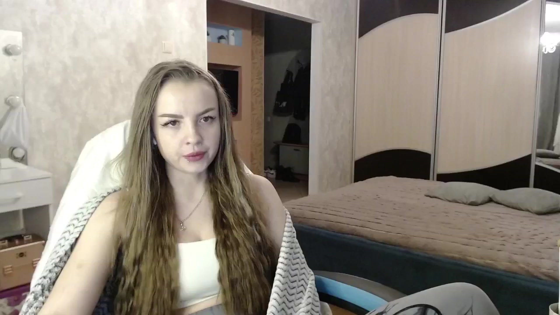 Gallery image thumbnail from Lio_noy's myfreecams stream on, 10/09/2024, 24:03 image 7 of 20
