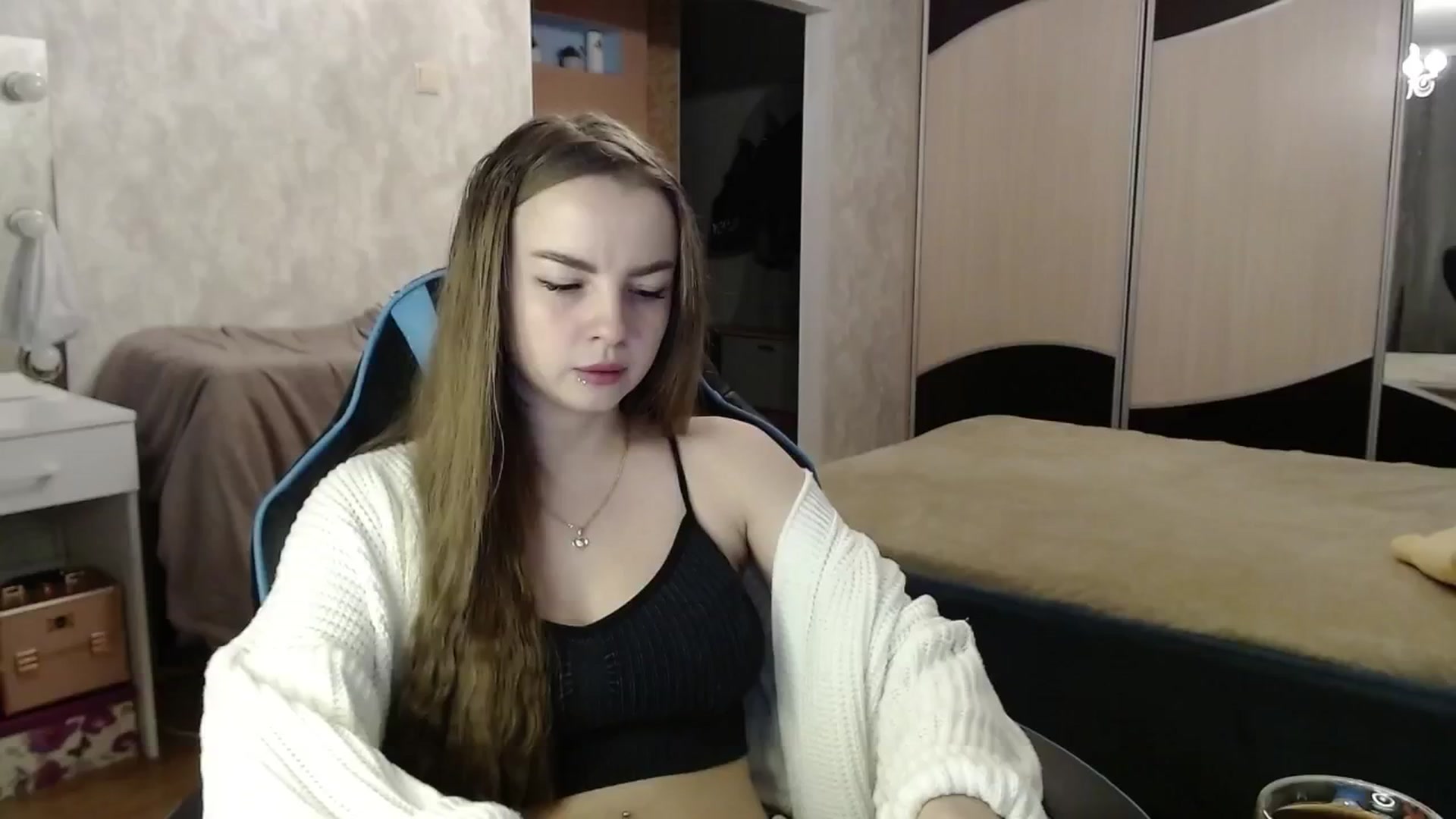 Gallery image thumbnail from Lio_noy's myfreecams stream on, 10/13/2024, 20:57 image 11 of 20