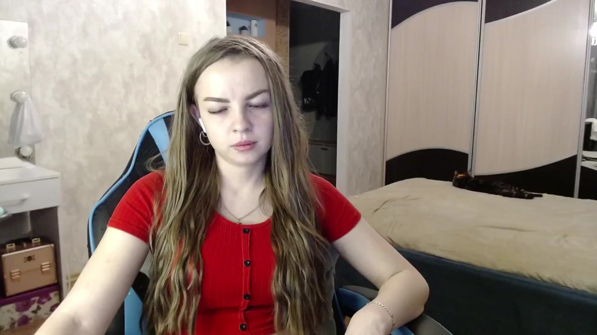 Gallery image thumbnail from Lio_noy's myfreecams stream on, 10/14/2024, 22:45 image 3 of 20