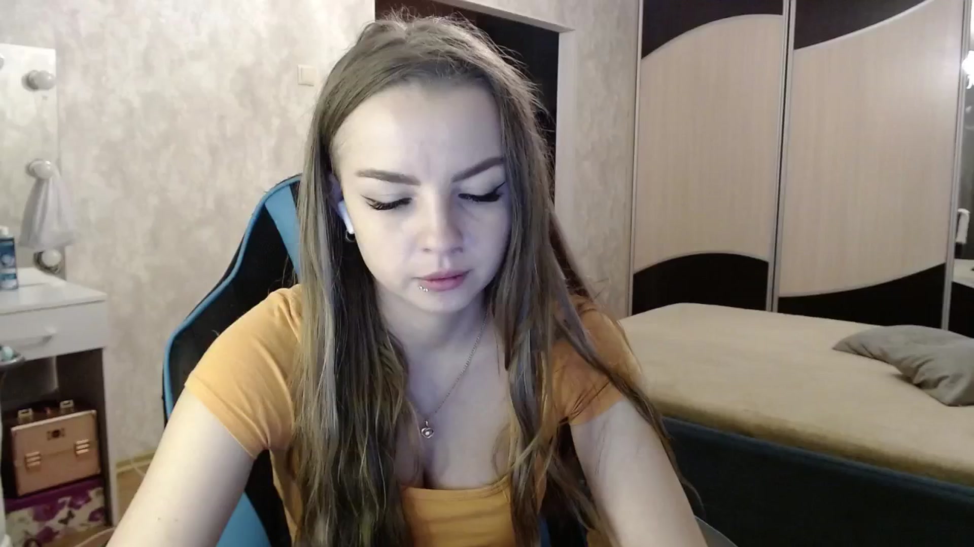 Gallery image thumbnail from Lio_noy's myfreecams stream on, 10/16/2024, 22:41 image 20 of 20