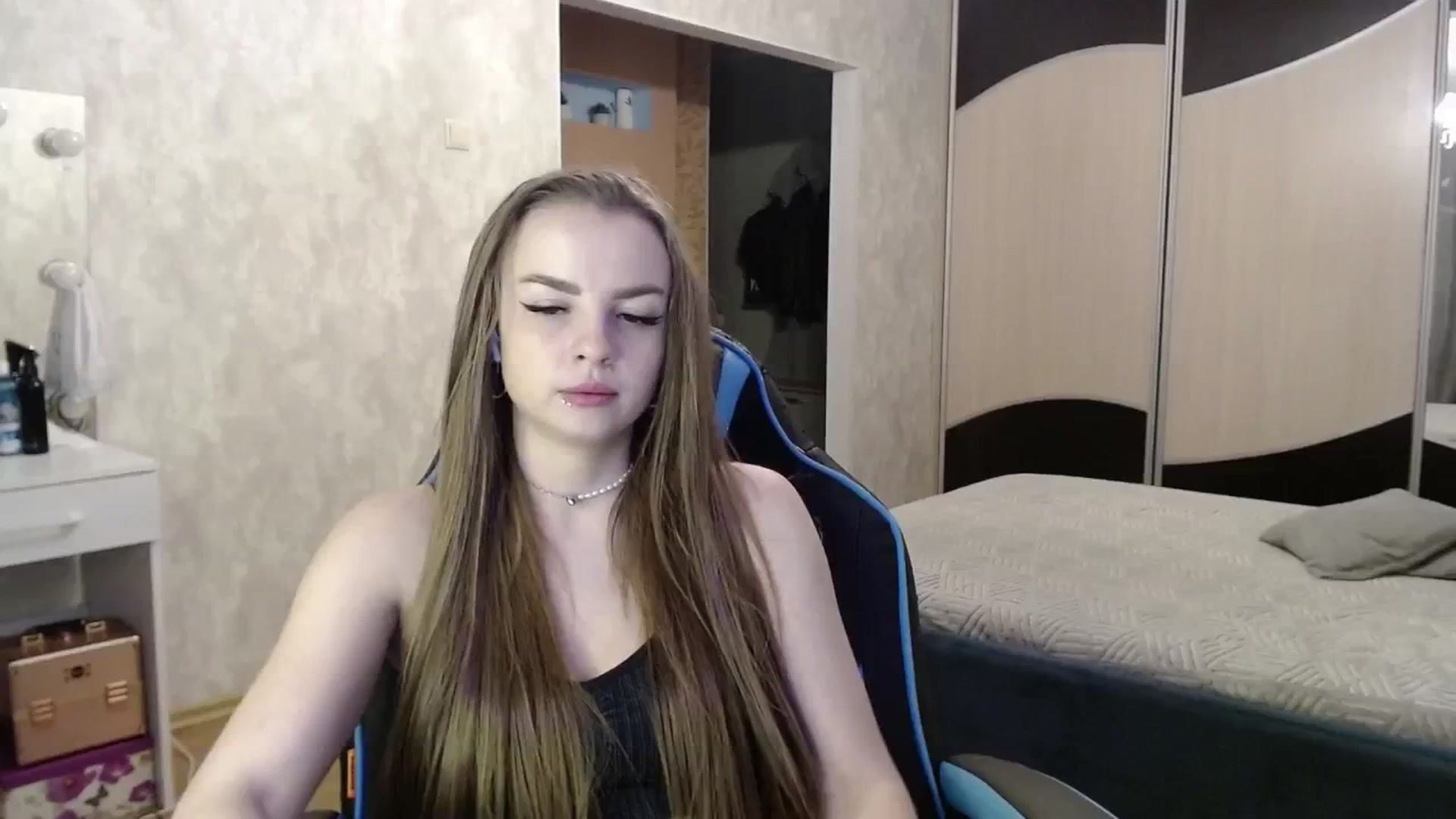 Gallery image thumbnail from Lio_noy's myfreecams stream on, 10/20/2024, 23:16 image 20 of 20