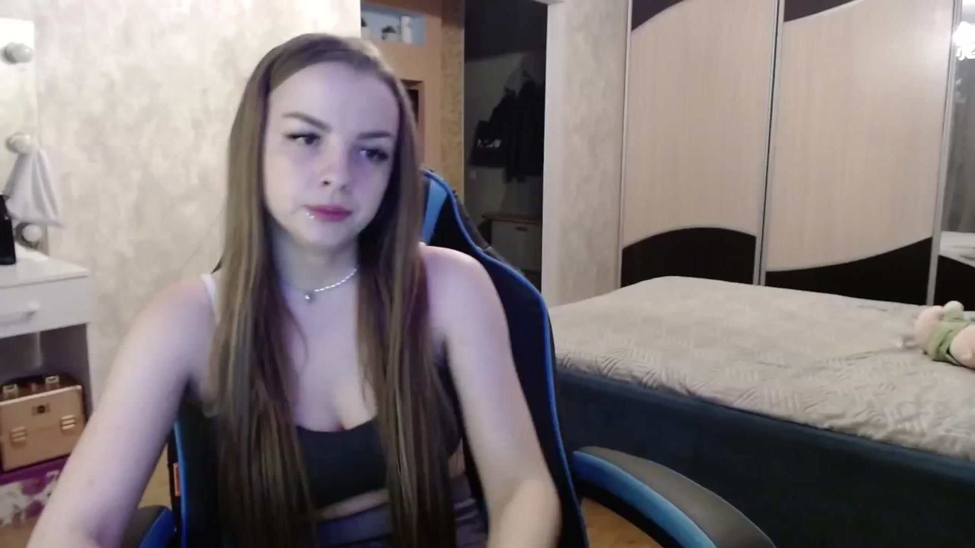 Gallery image thumbnail from Lio_noy's myfreecams stream on, 10/22/2024, 24:04 image 7 of 20