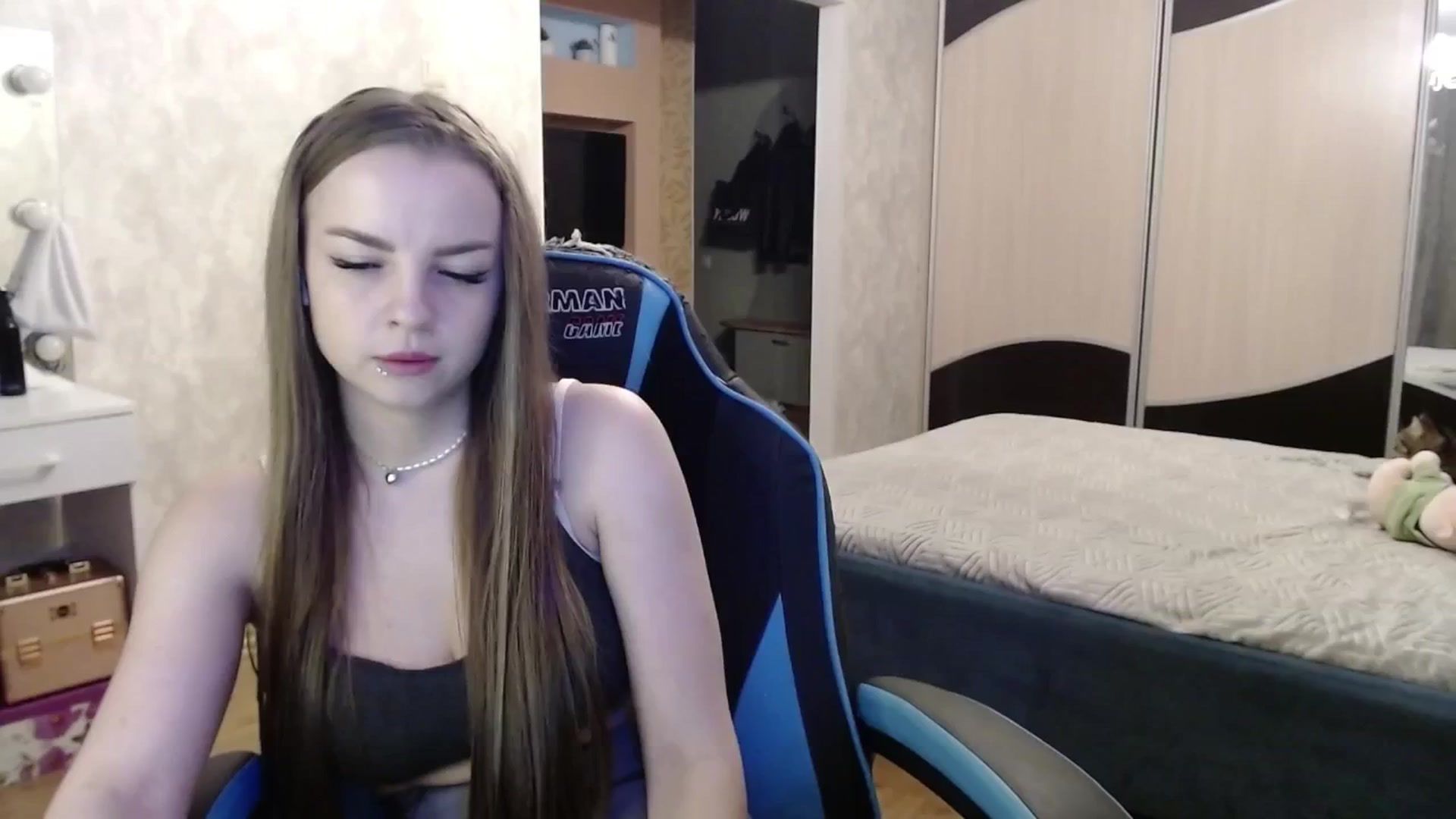 Gallery image thumbnail from Lio_noy's myfreecams stream on, 10/22/2024, 24:04 image 20 of 20