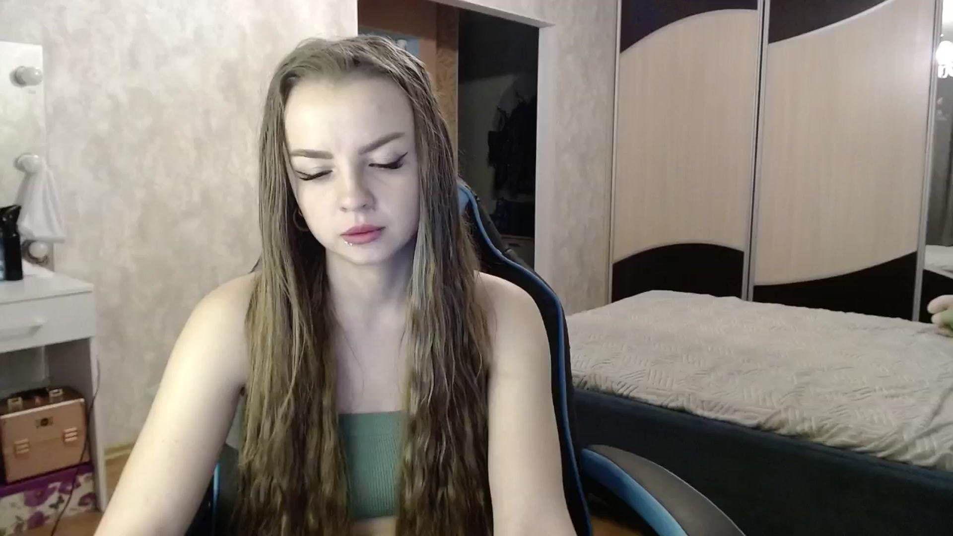 Gallery image thumbnail from Lio_noy's myfreecams stream on, 10/24/2024, 01:10 image 12 of 20