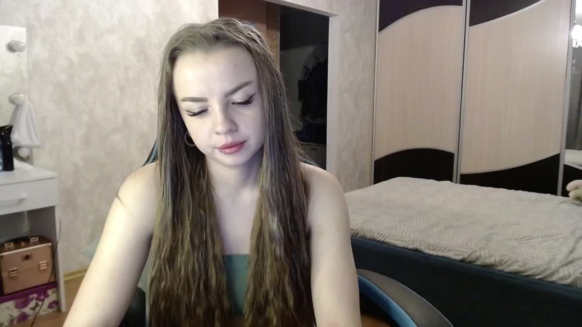 Gallery image thumbnail from Lio_noy's myfreecams stream on, 10/24/2024, 01:10 image 7 of 20