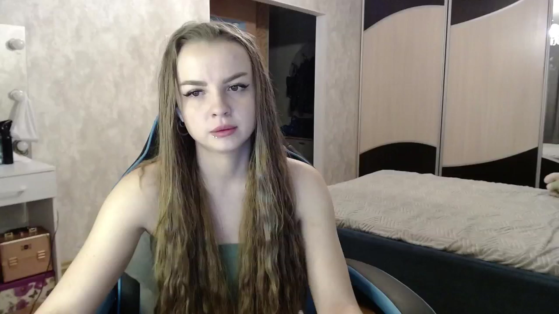 Gallery image thumbnail from Lio_noy's myfreecams stream on, 10/24/2024, 01:10 image 10 of 20