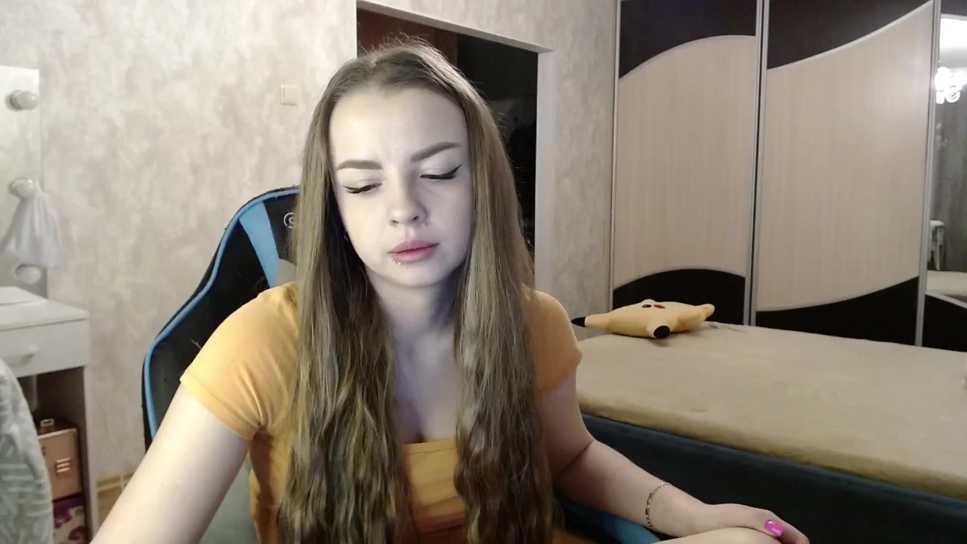 Gallery image thumbnail from Lio_noy's myfreecams stream on, 11/02/2024, 23:04 image 18 of 20