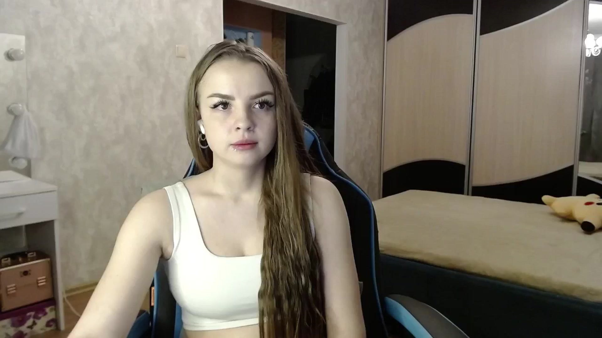 Gallery image thumbnail from Lio_noy's myfreecams stream on, 11/04/2024, 23:31 image 16 of 20