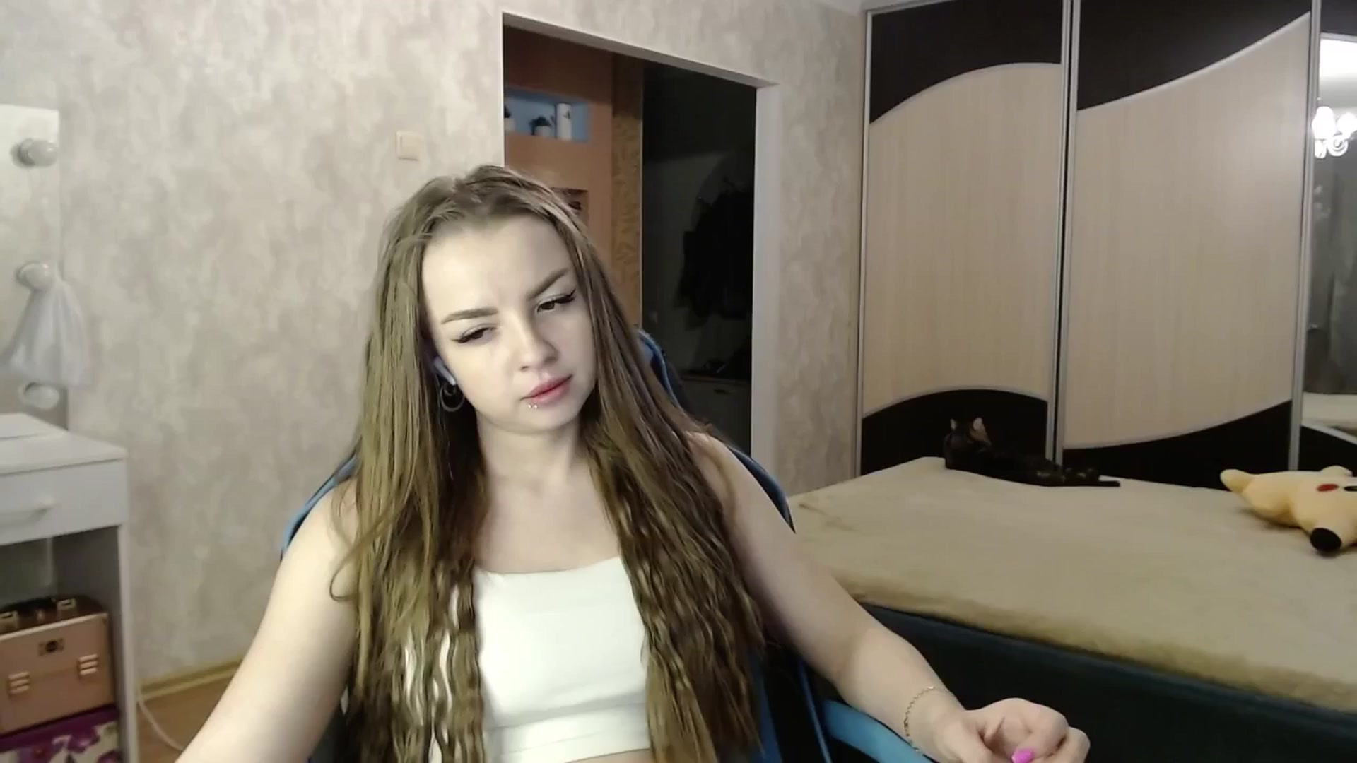 Gallery image thumbnail from Lio_noy's myfreecams stream on, 11/05/2024, 24:04 image 7 of 20