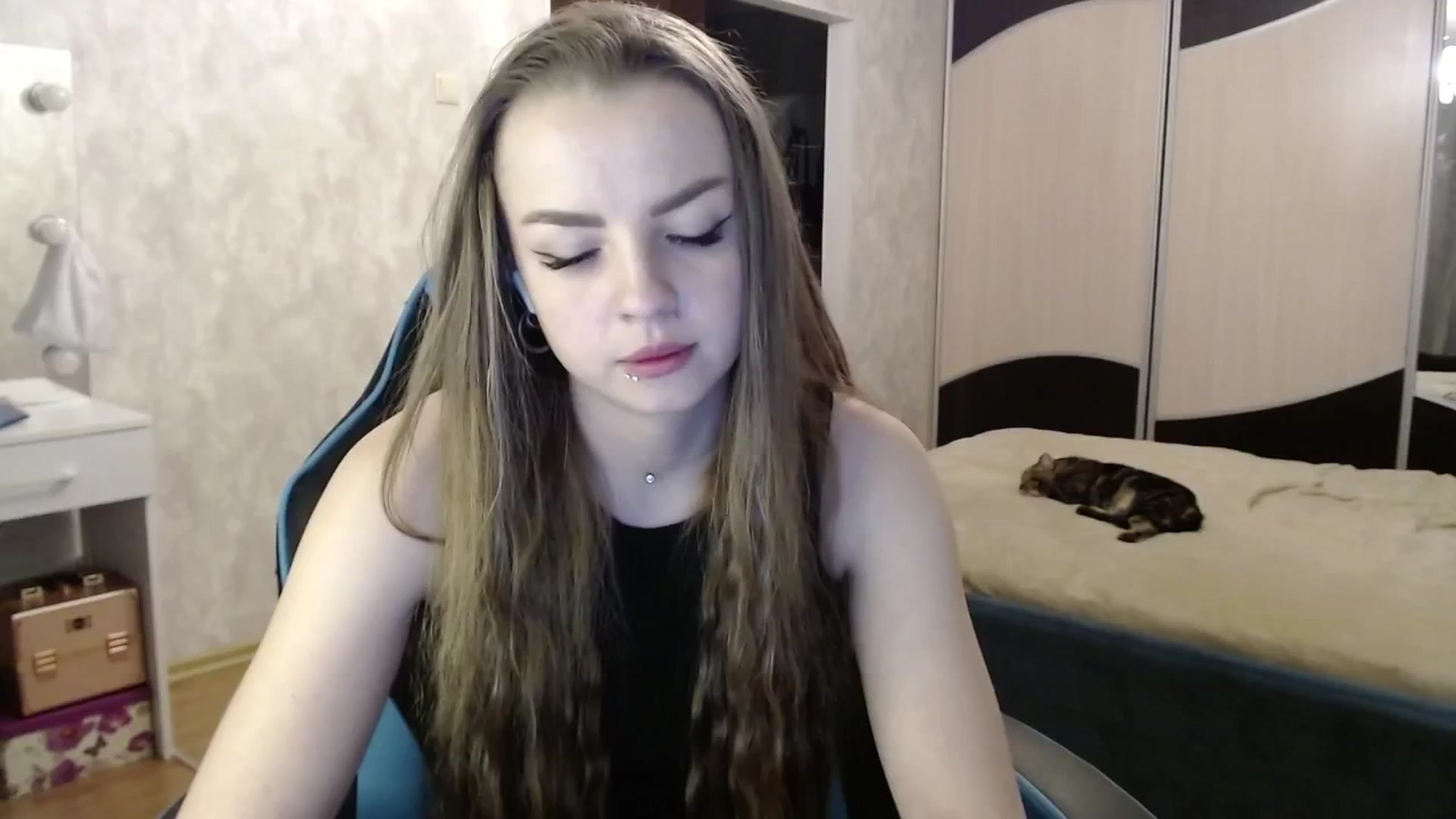 Gallery image thumbnail from Lio_noy's myfreecams stream on, 11/06/2024, 23:54 image 8 of 20