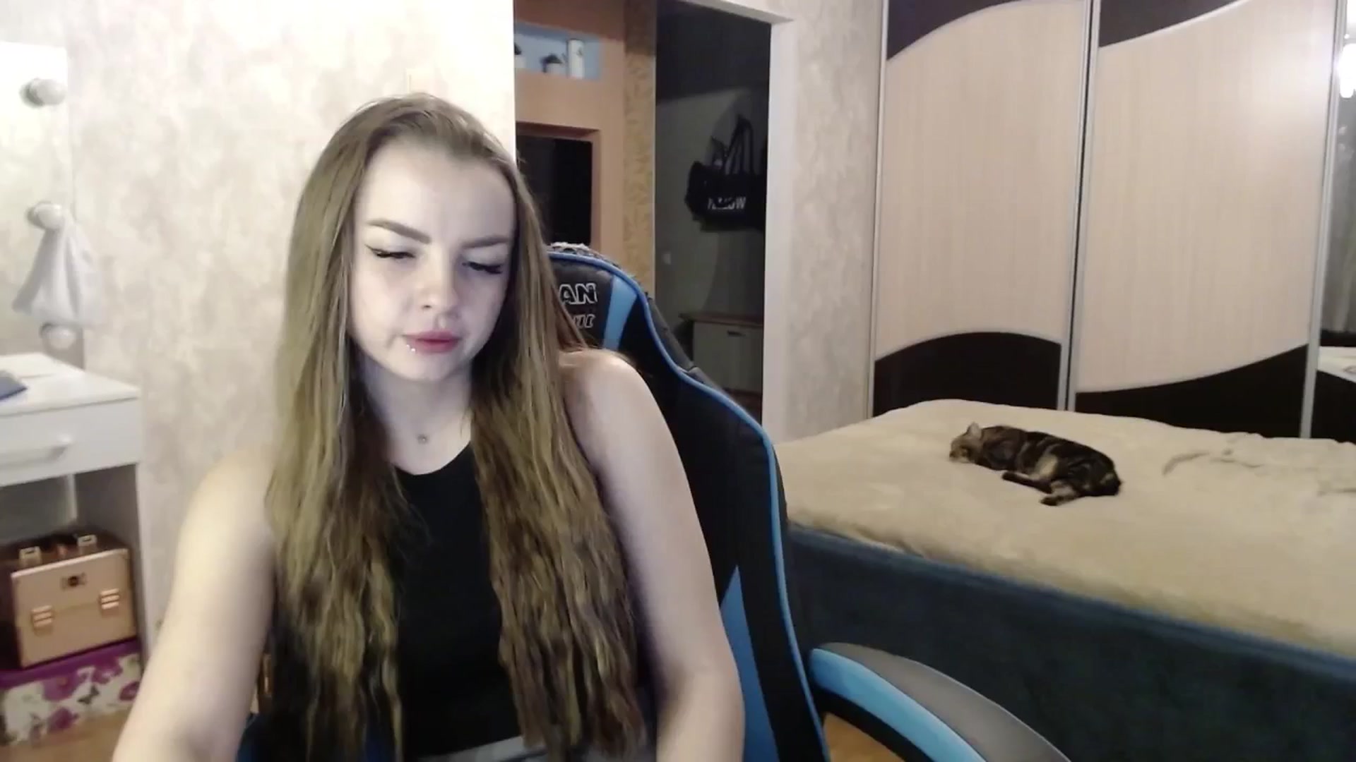 Gallery image thumbnail from Lio_noy's myfreecams stream on, 11/06/2024, 23:54 image 9 of 20