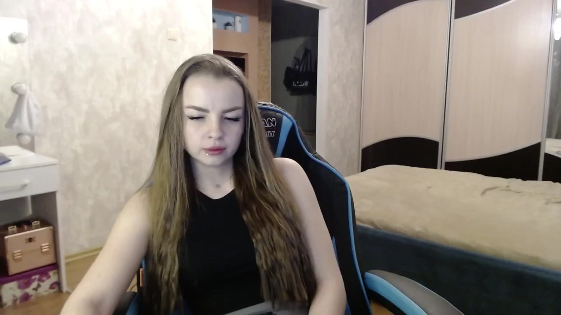 Gallery image thumbnail from Lio_noy's myfreecams stream on, 11/06/2024, 23:54 image 4 of 20