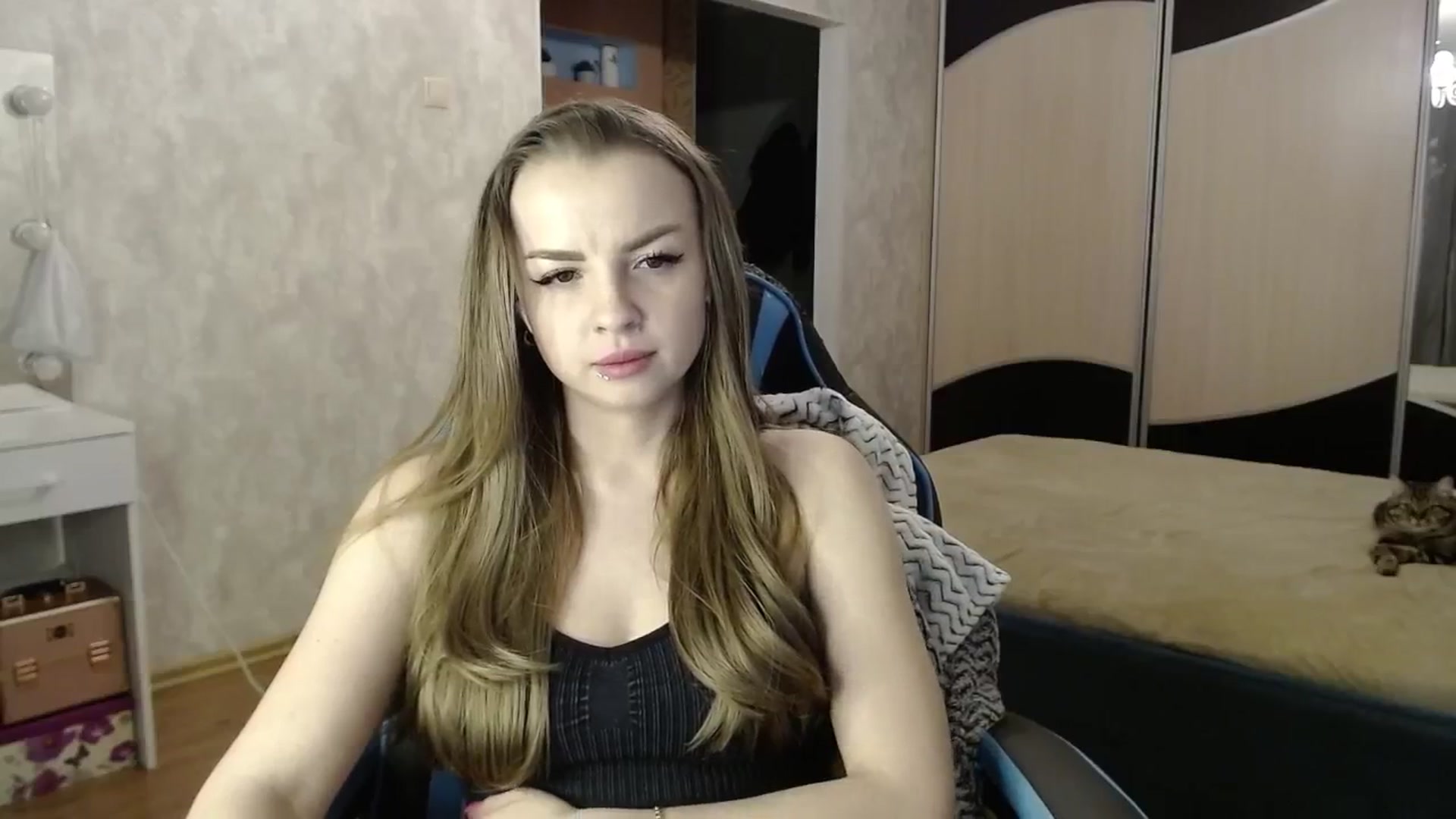 Gallery image thumbnail from Lio_noy's myfreecams stream on, 11/10/2024, 21:58 image 18 of 20