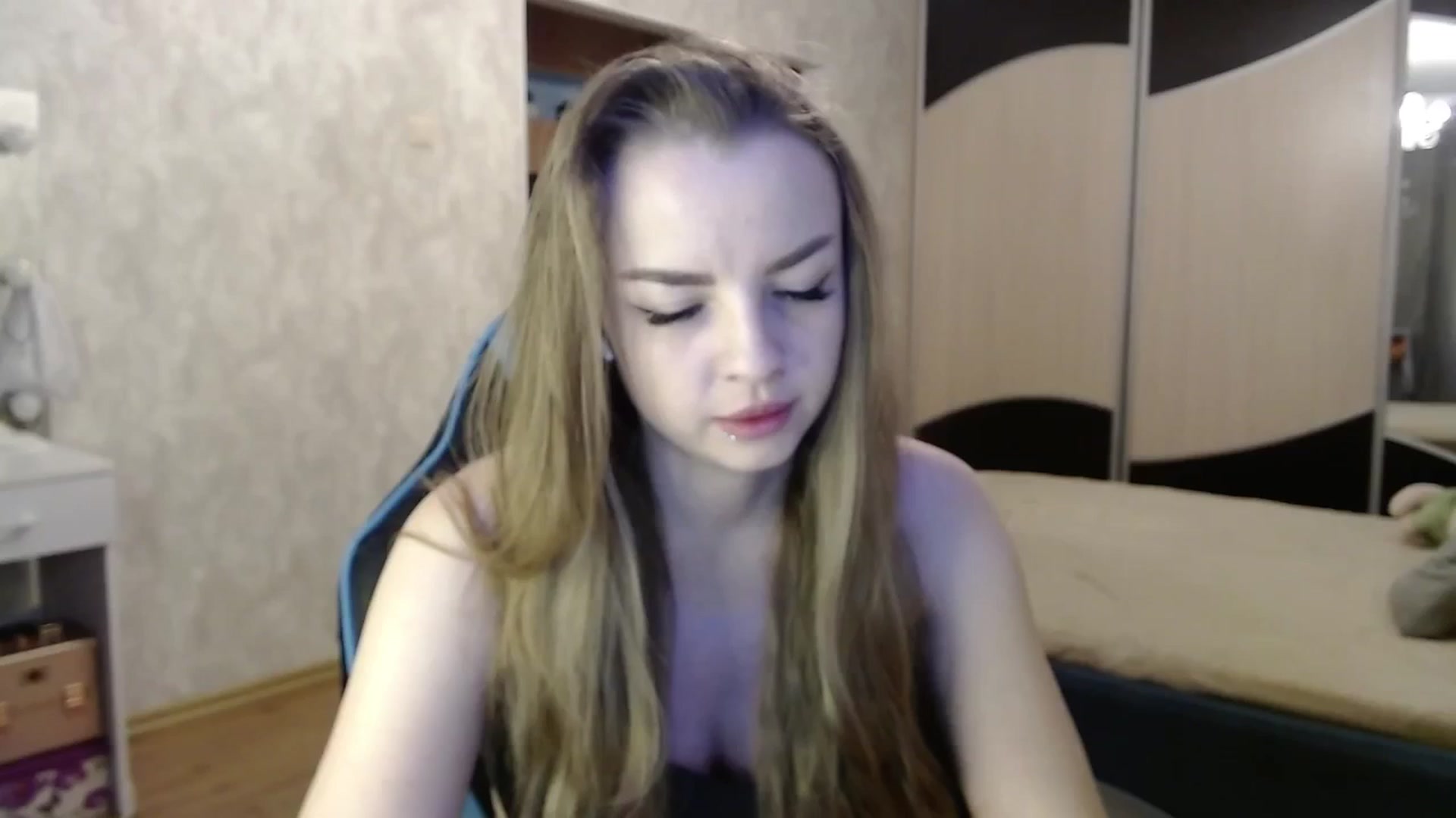 Gallery image thumbnail from Lio_noy's myfreecams stream on, 11/12/2024, 22:07 image 9 of 20