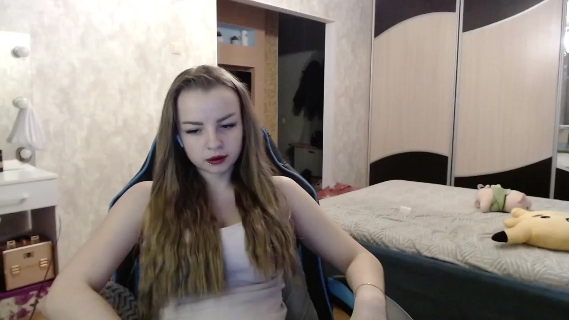 Gallery image thumbnail from Lio_noy's myfreecams stream on, 11/16/2024, 22:46 image 7 of 20