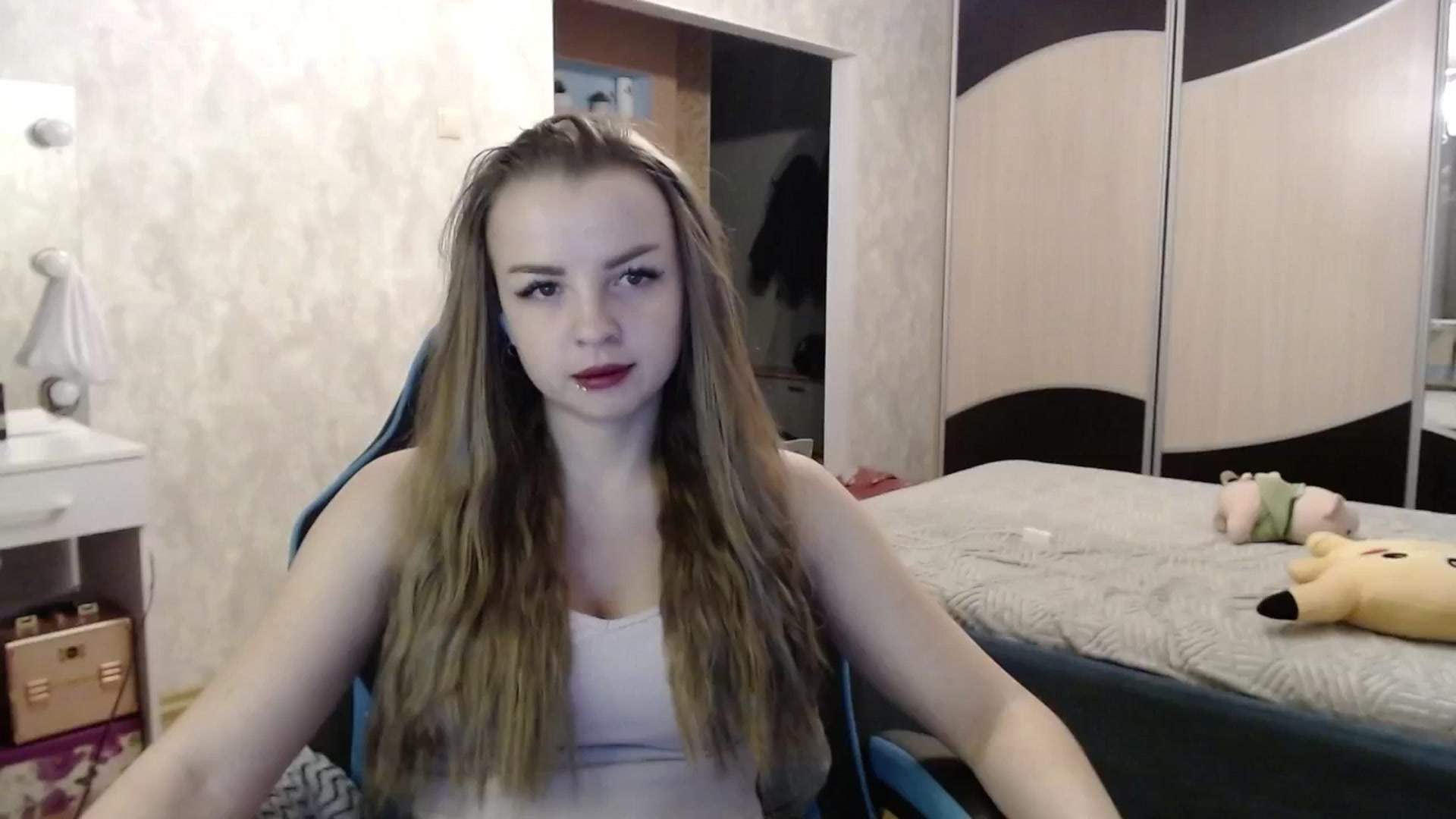Gallery image thumbnail from Lio_noy's myfreecams stream on, 11/16/2024, 22:46 image 19 of 20