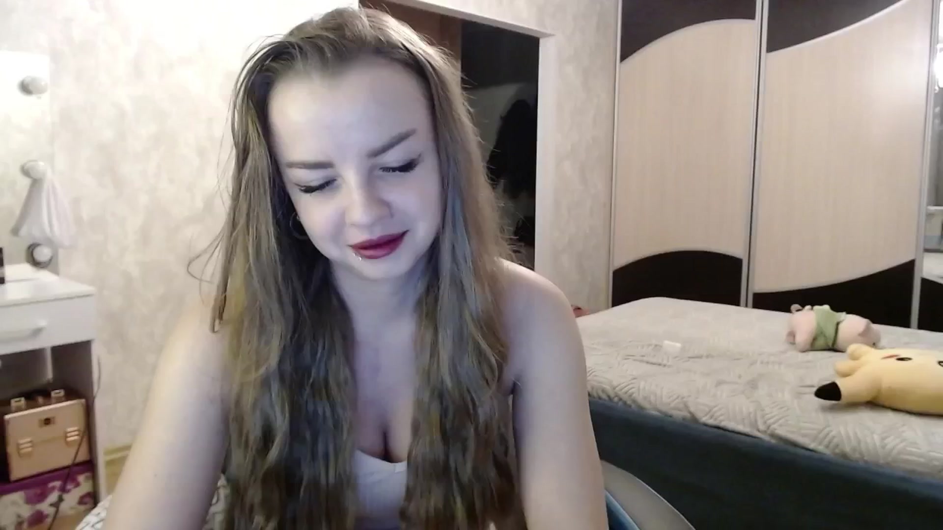 Gallery image thumbnail from Lio_noy's myfreecams stream on, 11/16/2024, 22:46 image 12 of 20