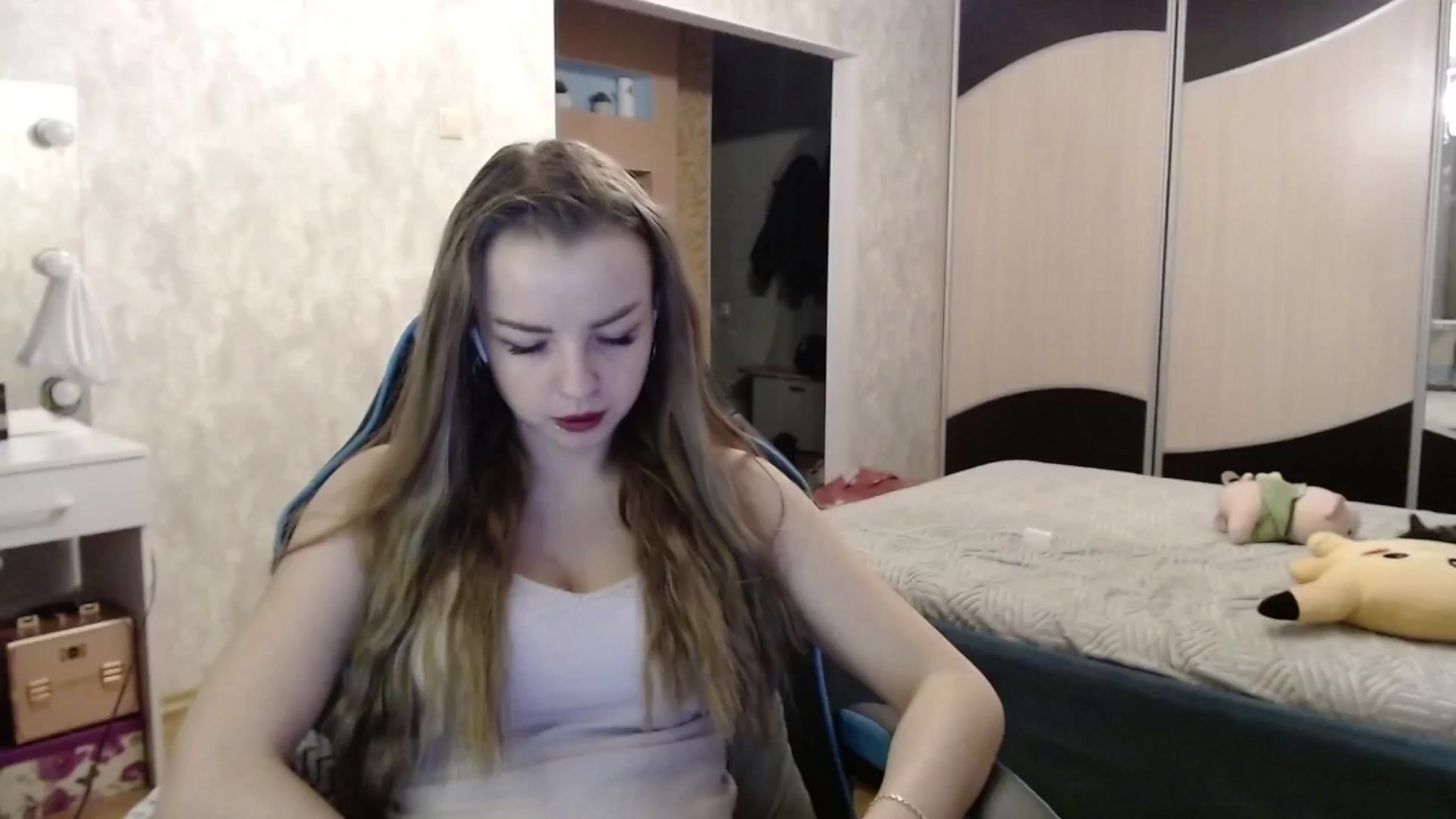 Gallery image thumbnail from Lio_noy's myfreecams stream on, 11/16/2024, 22:46 image 3 of 20