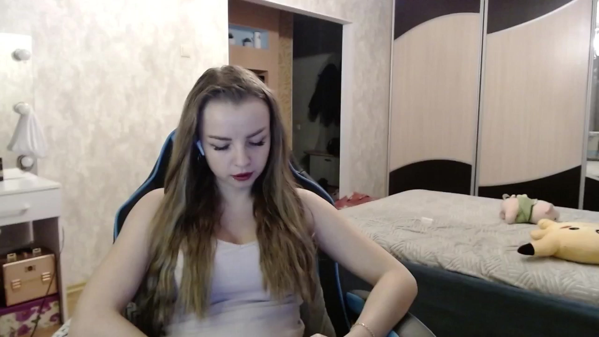 Gallery image thumbnail from Lio_noy's myfreecams stream on, 11/16/2024, 22:46 image 6 of 20