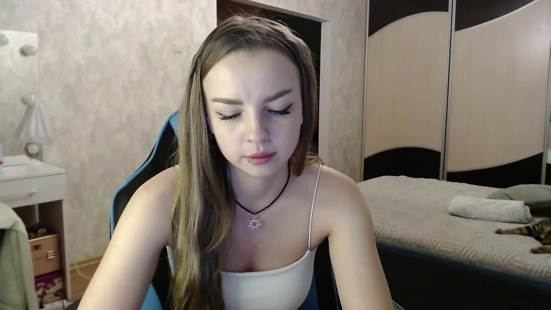Gallery image thumbnail from Lio_noy's myfreecams stream on, 11/26/2024, 24:01 image 16 of 20