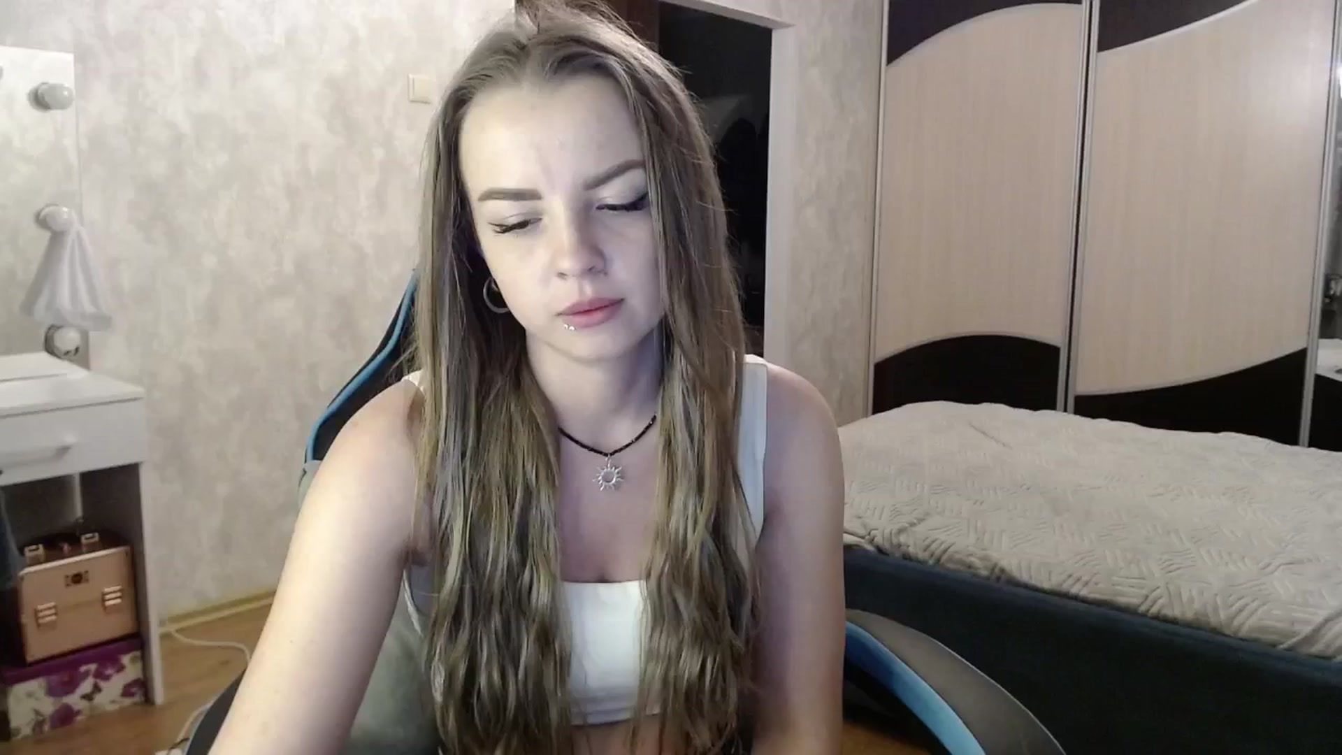 Gallery image thumbnail from Lio_noy's myfreecams stream on, 11/28/2024, 23:29 image 1 of 20