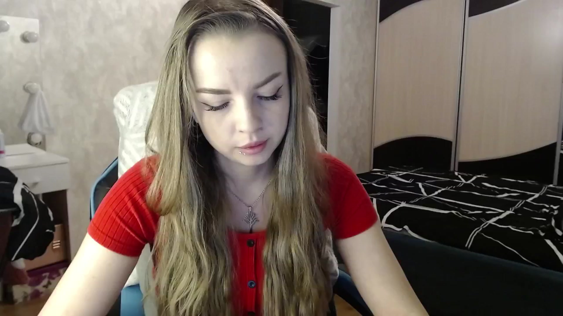 Gallery image thumbnail from Lio_noy's myfreecams stream on, 11/29/2024, 22:47 image 13 of 20