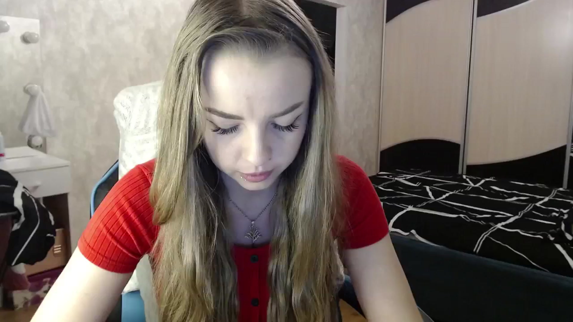 Gallery image thumbnail from Lio_noy's myfreecams stream on, 11/29/2024, 22:47 image 9 of 20