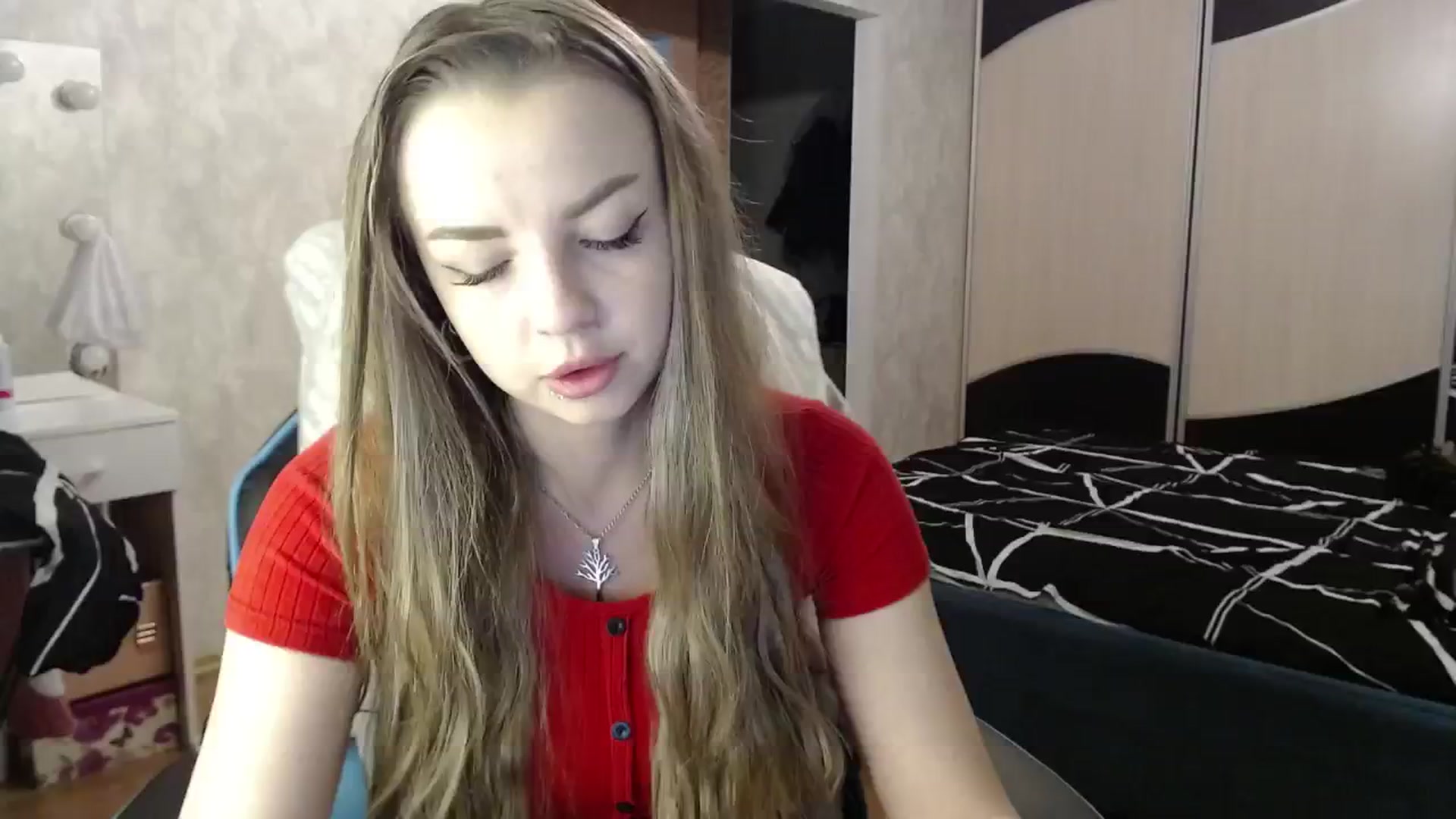 Gallery image thumbnail from Lio_noy's myfreecams stream on, 11/29/2024, 22:47 image 16 of 20