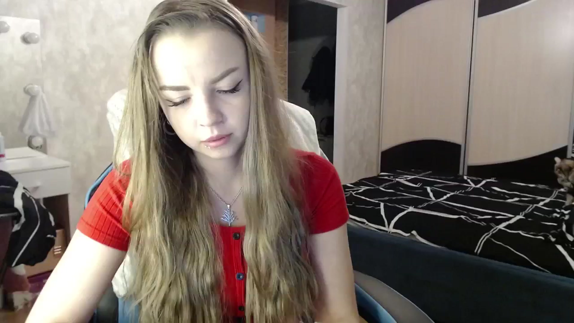 Gallery image thumbnail from Lio_noy's myfreecams stream on, 11/29/2024, 22:47 image 14 of 20