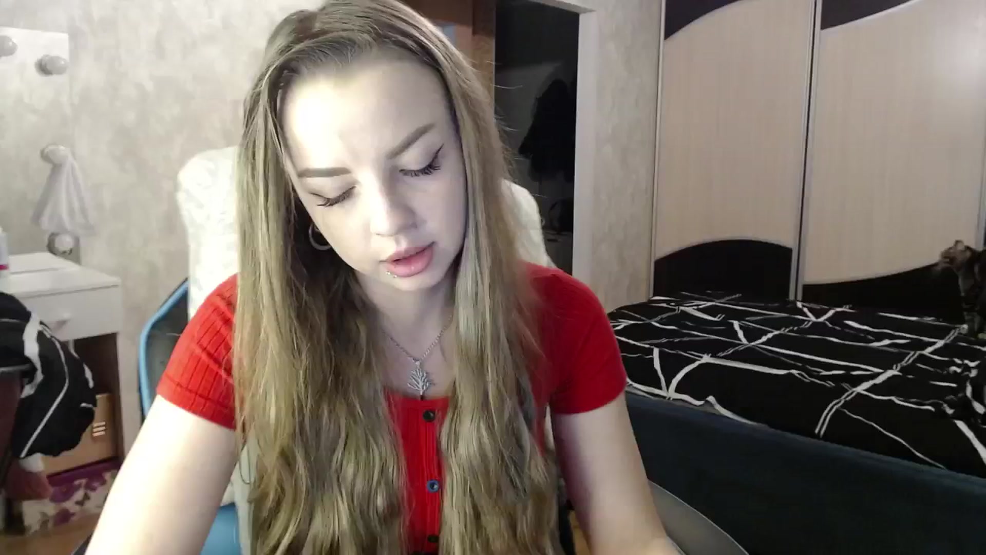 Gallery image thumbnail from Lio_noy's myfreecams stream on, 11/29/2024, 22:47 image 19 of 20