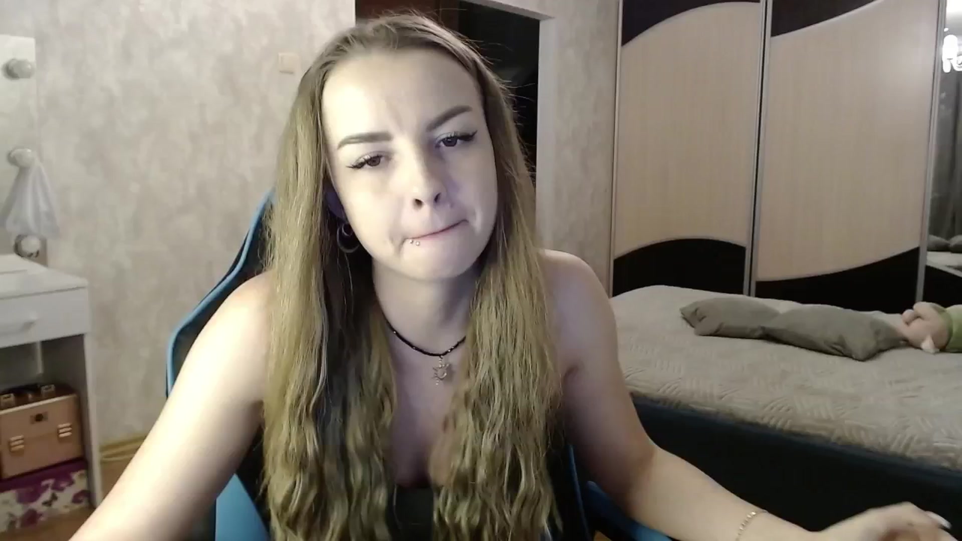 Gallery image thumbnail from Lio_noy's myfreecams stream on, 12/02/2024, 23:13 image 2 of 20