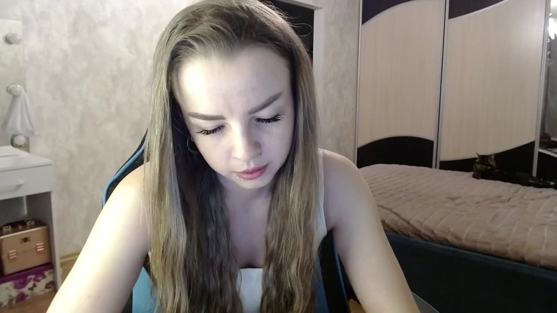 Gallery image thumbnail from Lio_noy's myfreecams stream on, 12/10/2024, 22:47 image 10 of 20