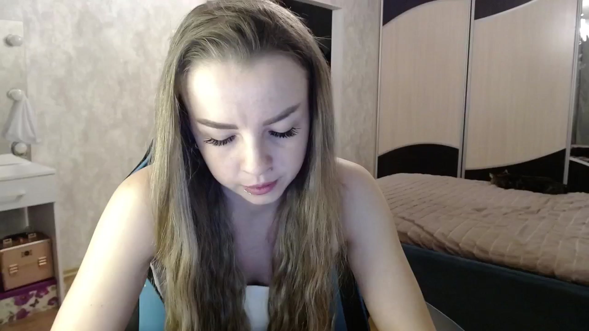 Gallery image thumbnail from Lio_noy's myfreecams stream on, 12/10/2024, 22:47 image 13 of 20