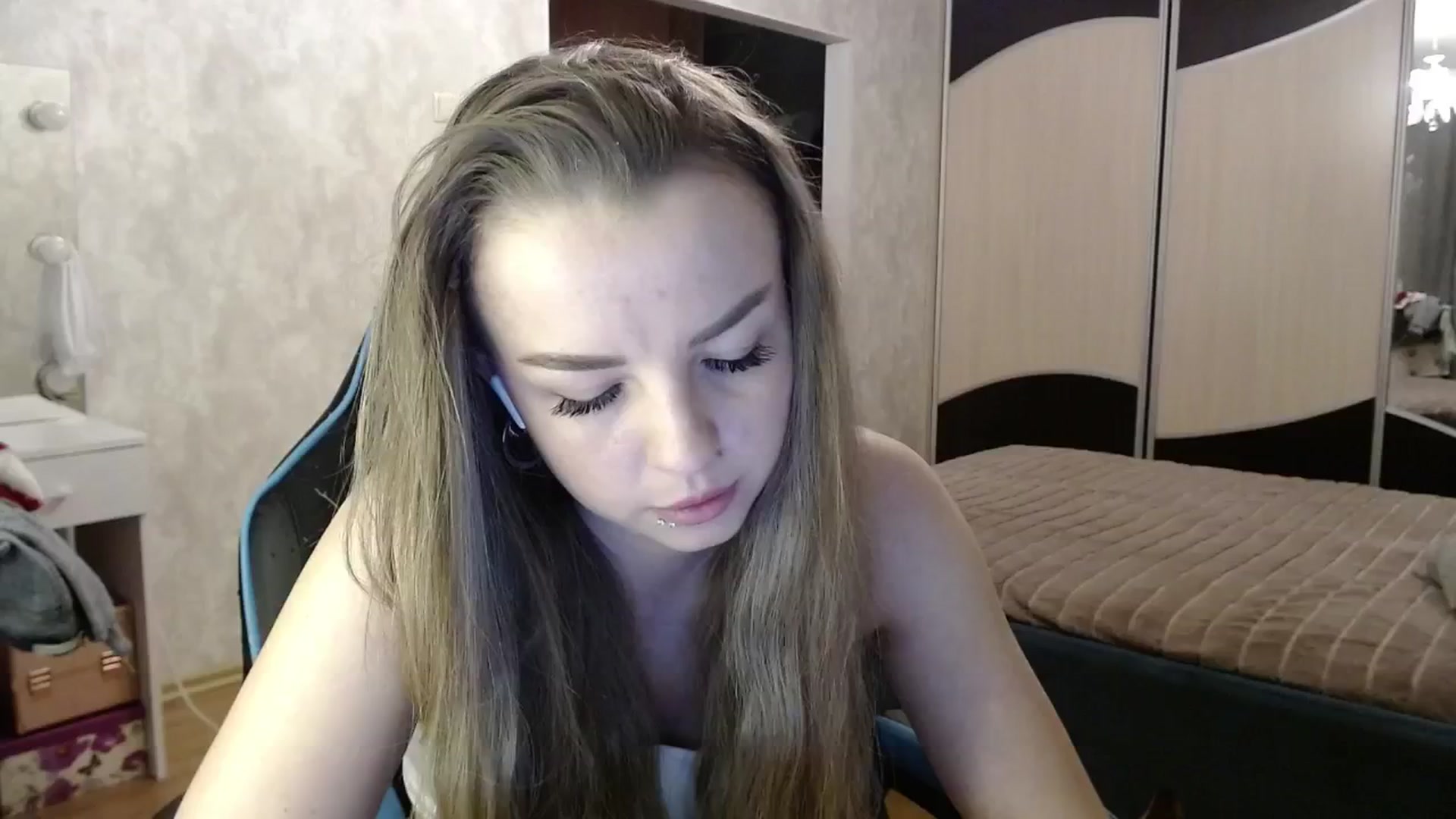 Gallery image thumbnail from Lio_noy's myfreecams stream on, 12/13/2024, 24:04 image 5 of 20