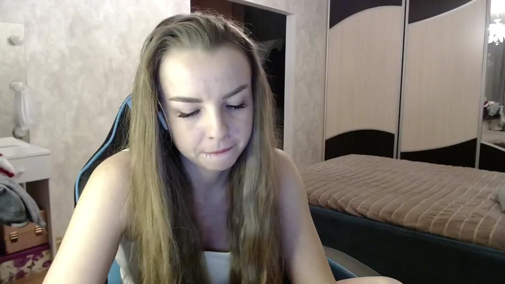 Gallery image thumbnail from Lio_noy's myfreecams stream on, 12/13/2024, 24:04 image 16 of 20