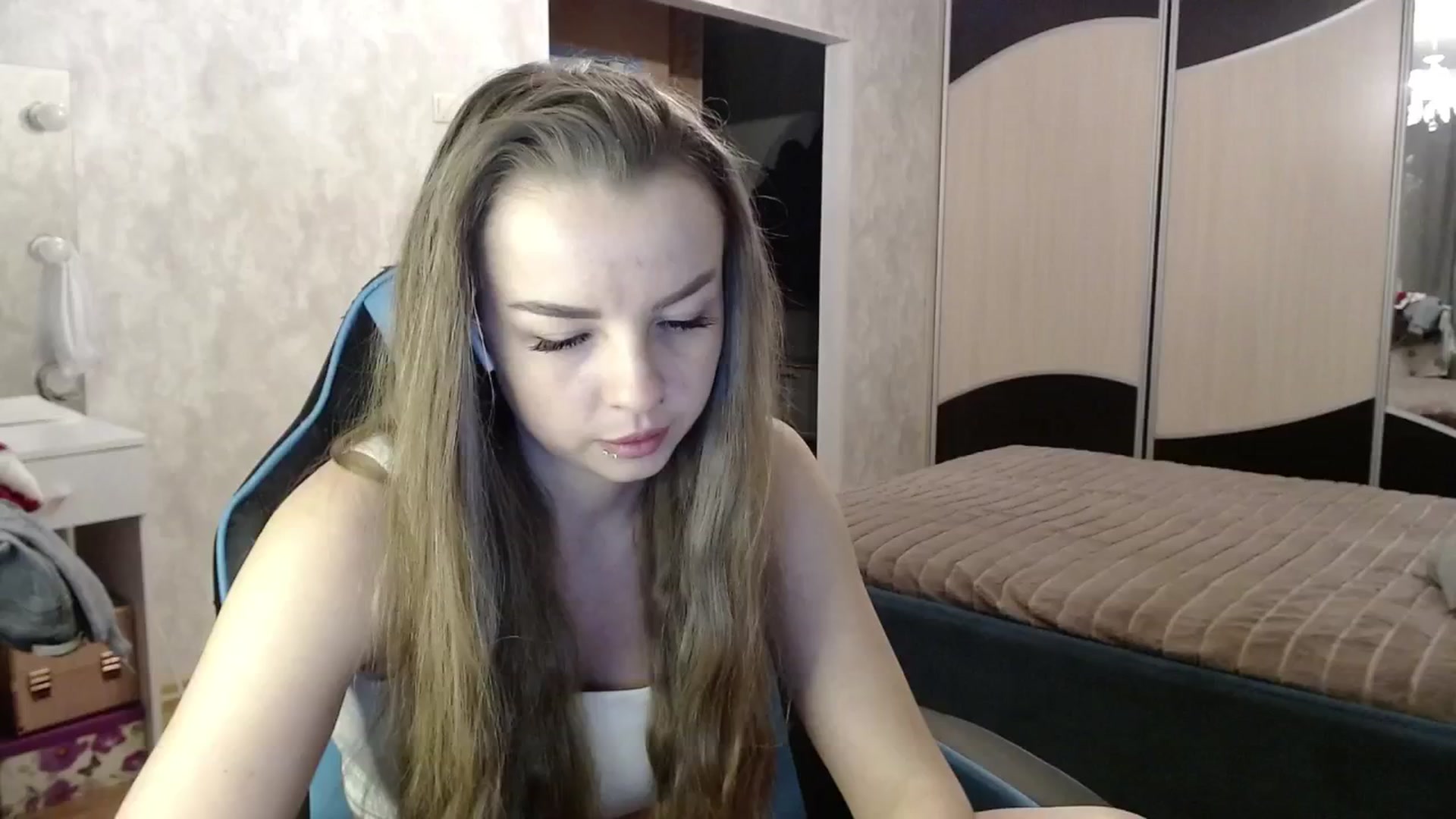 Gallery image thumbnail from Lio_noy's myfreecams stream on, 12/13/2024, 24:04 image 18 of 20