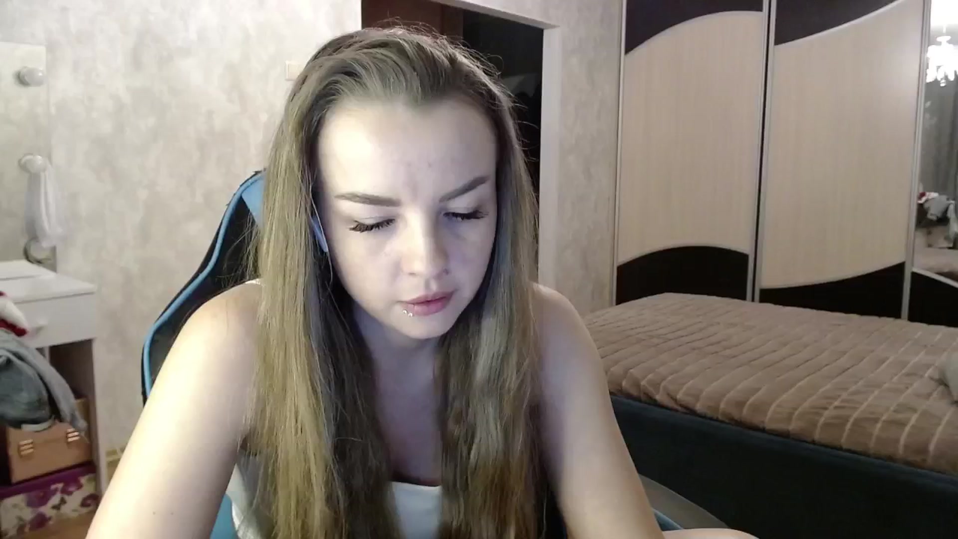 Gallery image thumbnail from Lio_noy's myfreecams stream on, 12/13/2024, 24:04 image 15 of 20