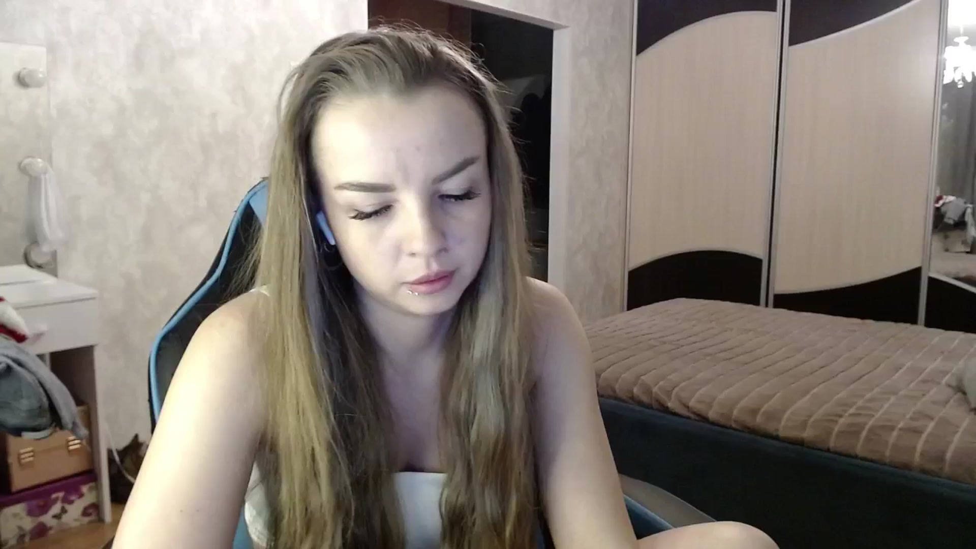 Gallery image thumbnail from Lio_noy's myfreecams stream on, 12/13/2024, 24:04 image 10 of 20