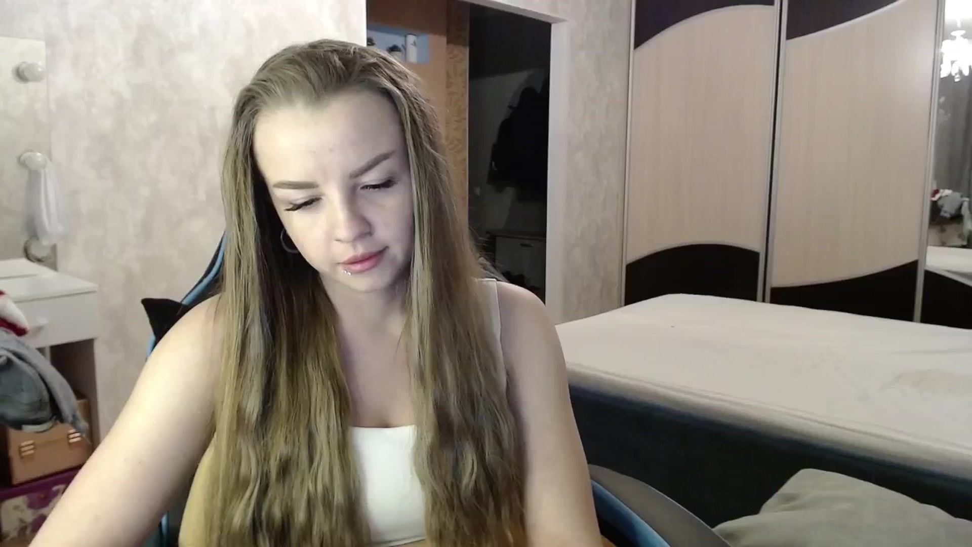 Gallery image thumbnail from Lio_noy's myfreecams stream on, 12/13/2024, 01:11 image 11 of 20